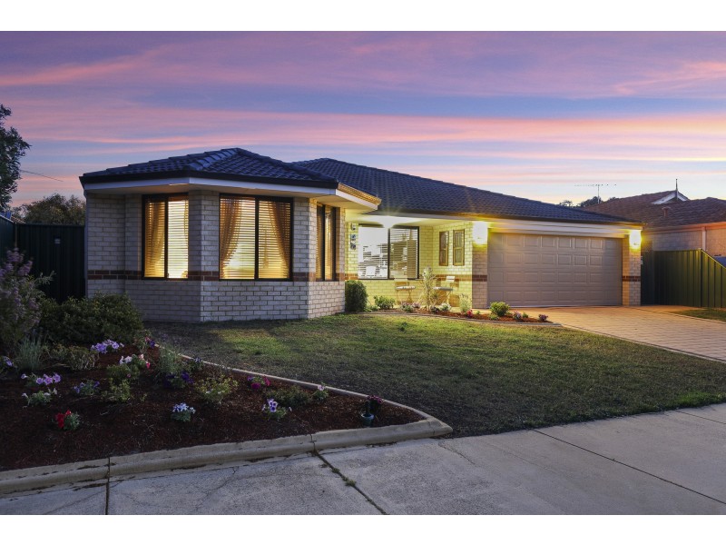 144 Hellfire Drive, Darch WA 6065