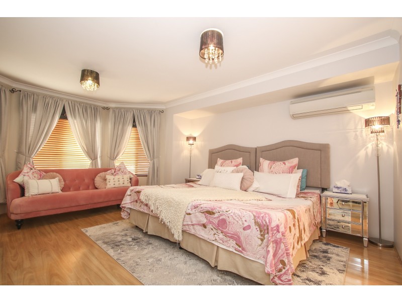 144 Hellfire Drive, Darch WA 6065