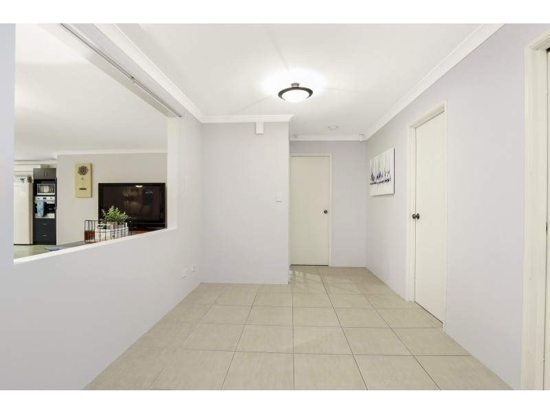 144 Hellfire Drive, Darch WA 6065