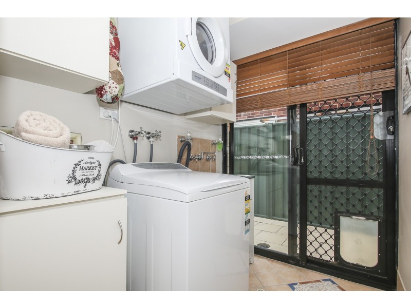 144 Hellfire Drive, Darch WA 6065