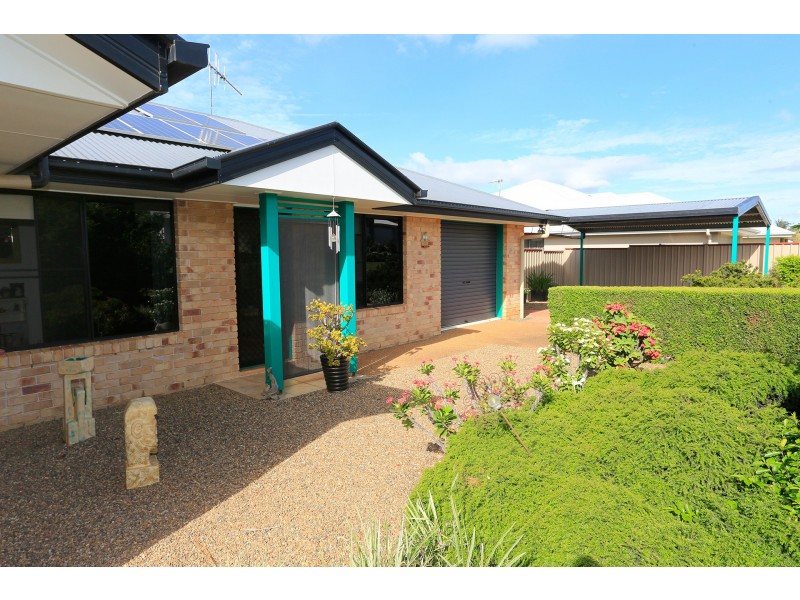 25 Pioneer Avenue, Childers QLD 4660