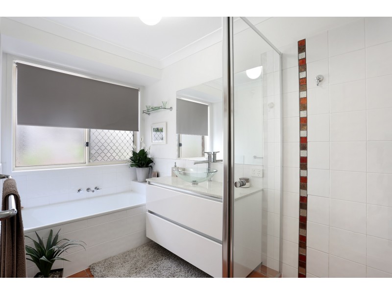 2 Dalrymple Court, Albany Creek QLD 4035