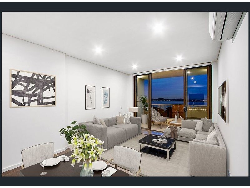 504/2 Wilhelmina Street, Gosford NSW 2250