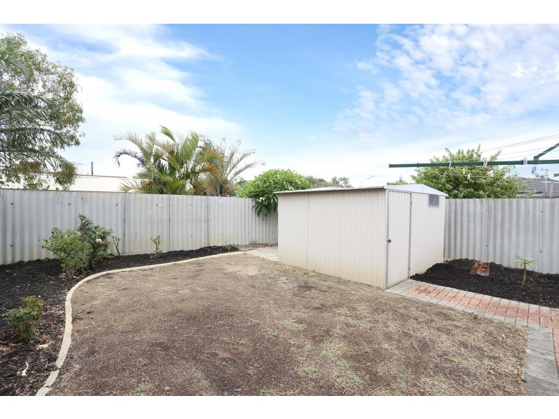 69B Redcliffe Avenue, Balga WA 6061