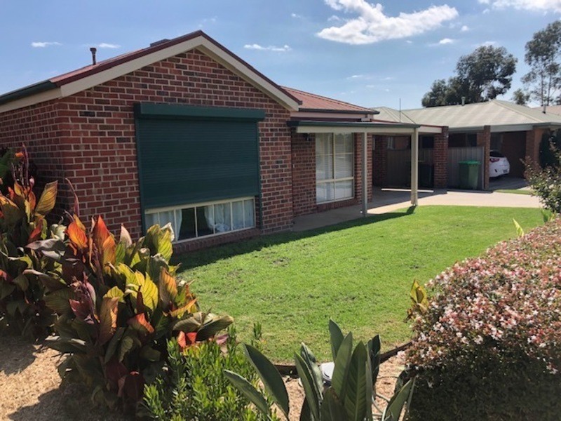 5 Jackson Drive, West Wodonga VIC 3690