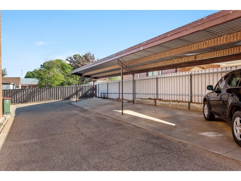 1/7 Nordlingen Drive, Tolland NSW 2650