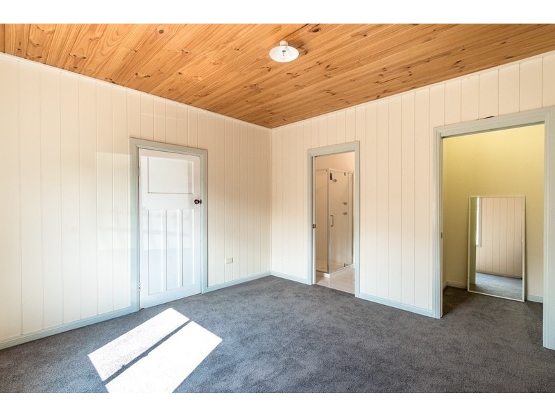 5 Hall Street, Aberdeen NSW 2336