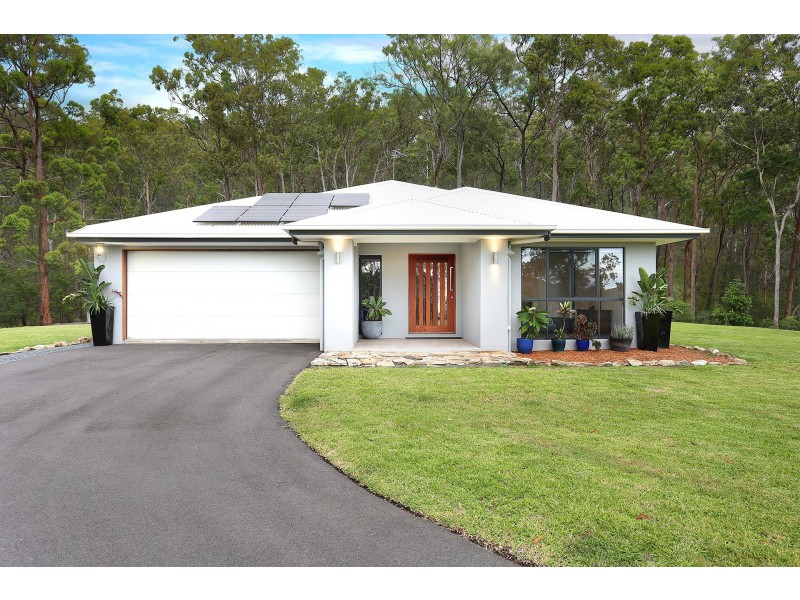 22 Valleyview Drive, Mount Nathan QLD 4211