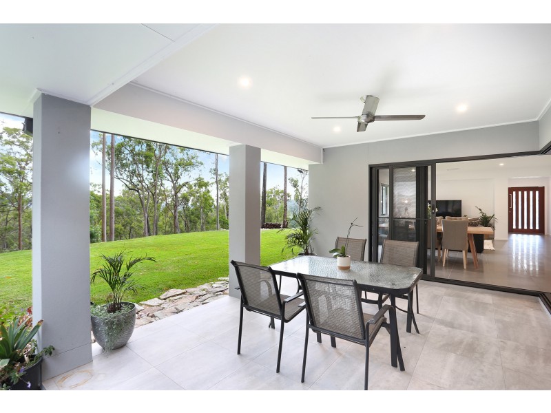 22 Valleyview Drive, Mount Nathan QLD 4211