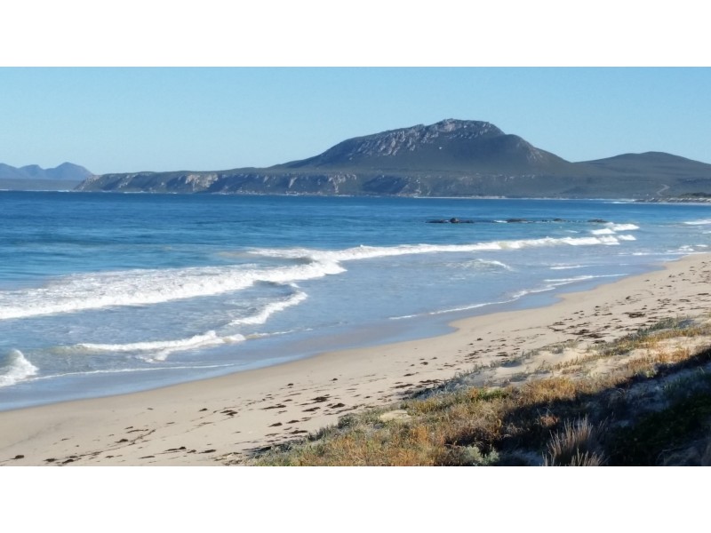 41 Whale Bay Drive, Hopetoun WA 6348