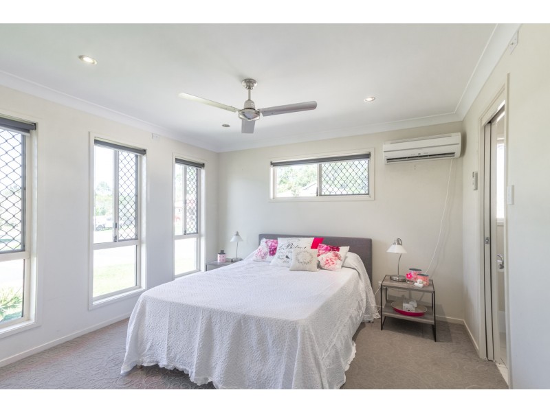 60 Tarragon Parade, Griffin QLD 4503