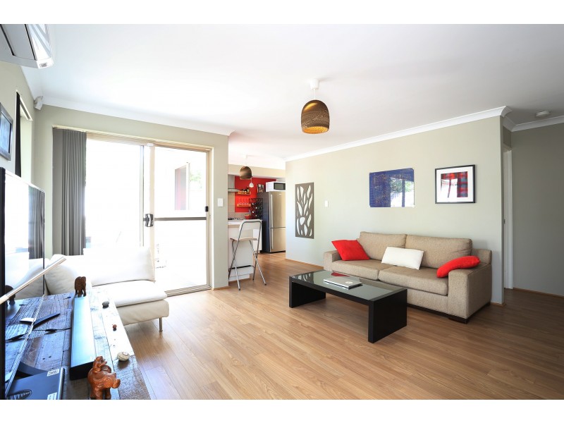 2/22 Randell Street, Mandurah WA 6210
