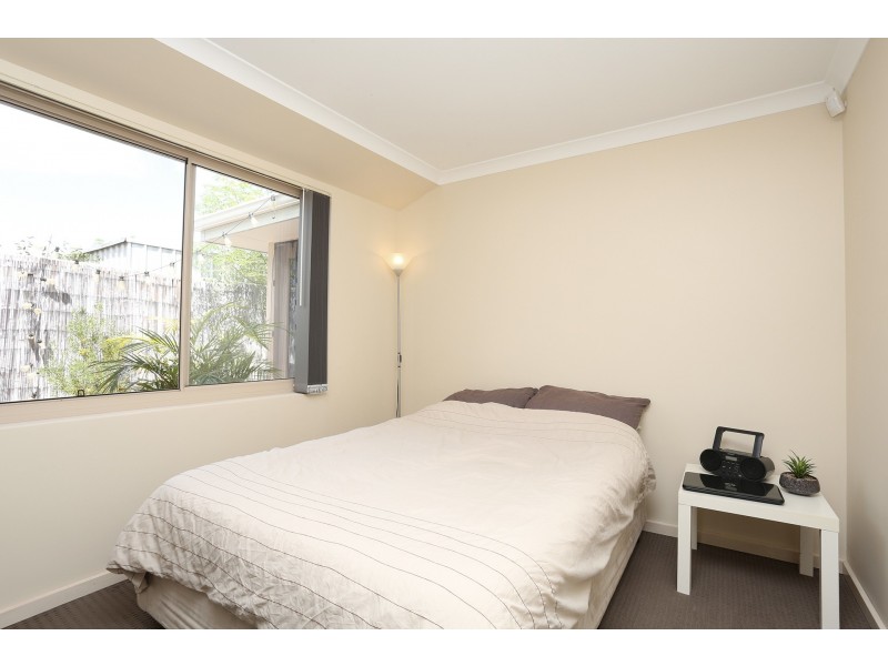 2/22 Randell Street, Mandurah WA 6210