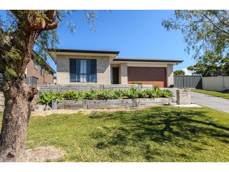 29A Auklet Road, Mount Hutton NSW 2290