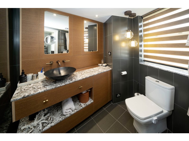 49/7 Mariners Drive, Townsville City QLD 4810