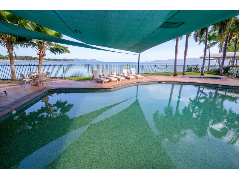49/7 Mariners Drive, Townsville City QLD 4810