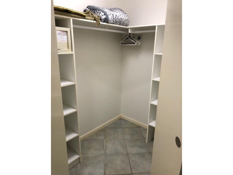 7 McDonald Close, Palm Cove QLD 4879