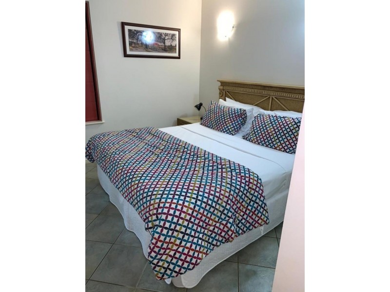 7 McDonald Close, Palm Cove QLD 4879