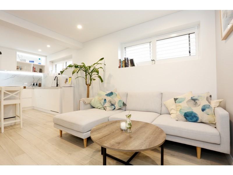 1/25 Wallis Parade, North Bondi NSW 2026