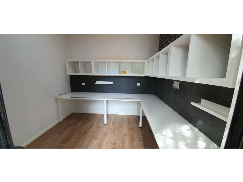 4A Roselea Court, Sunshine VIC 3020