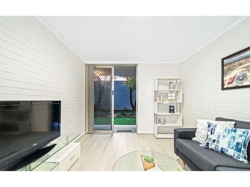 3/69 King George Street, Victoria Park WA 6100