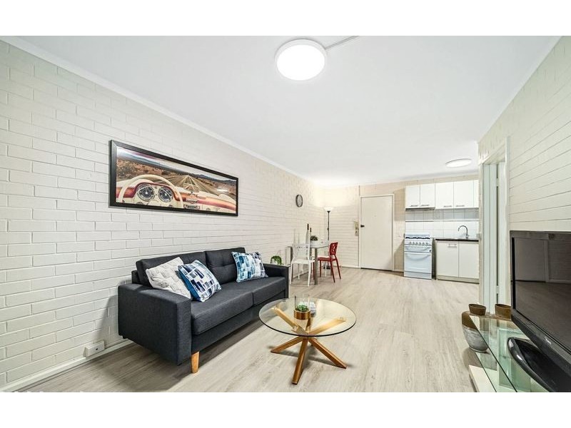 3/69 King George Street, Victoria Park WA 6100