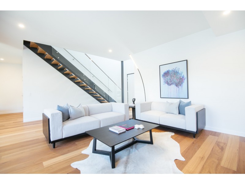 92C Birdwood street, Innaloo WA 6018