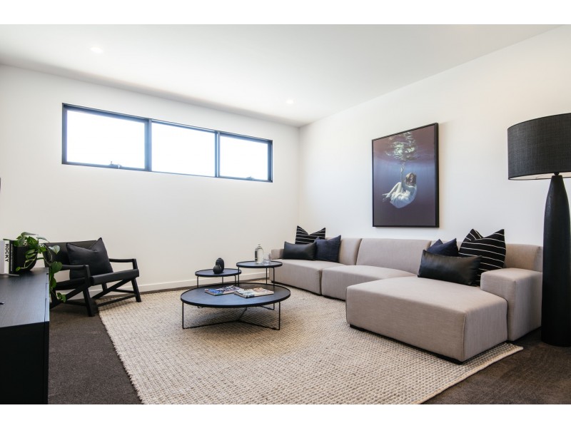 92C Birdwood street, Innaloo WA 6018