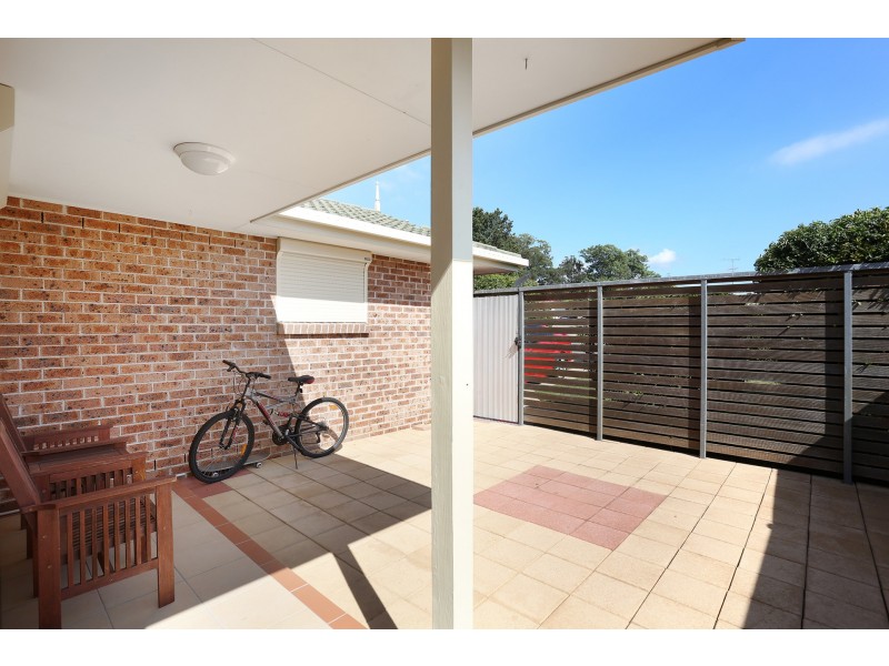 11 Melba Place, St Helens Park NSW 2560