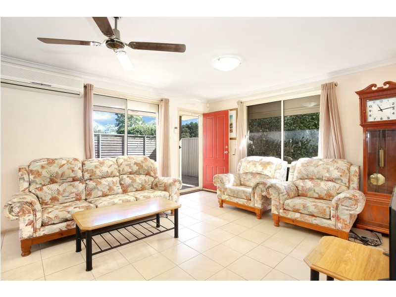 11 Melba Place, St Helens Park NSW 2560