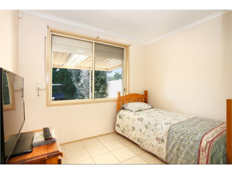 11 Melba Place, St Helens Park NSW 2560