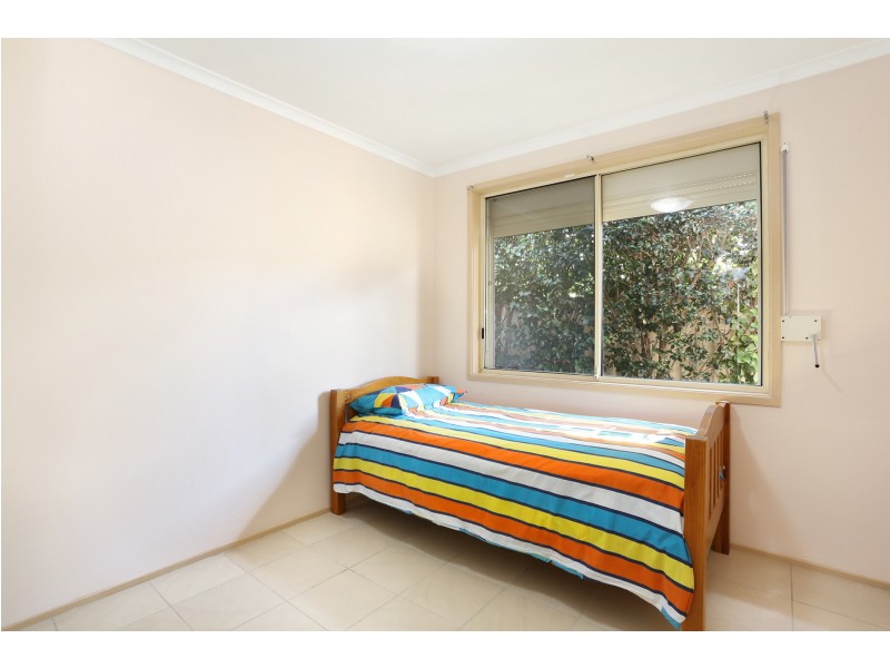 11 Melba Place, St Helens Park NSW 2560