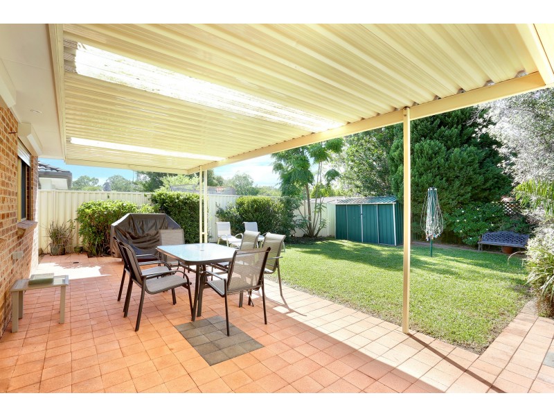 11 Melba Place, St Helens Park NSW 2560