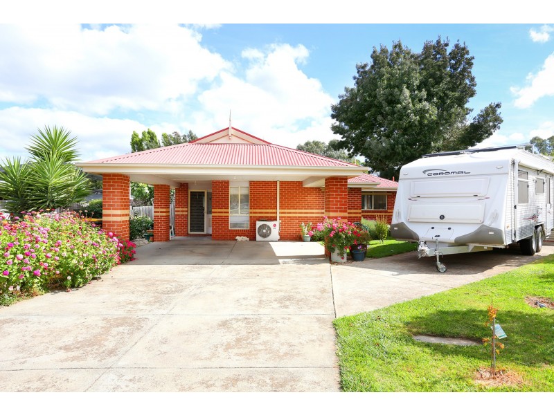 7 Harold Close, Sebastopol VIC 3356