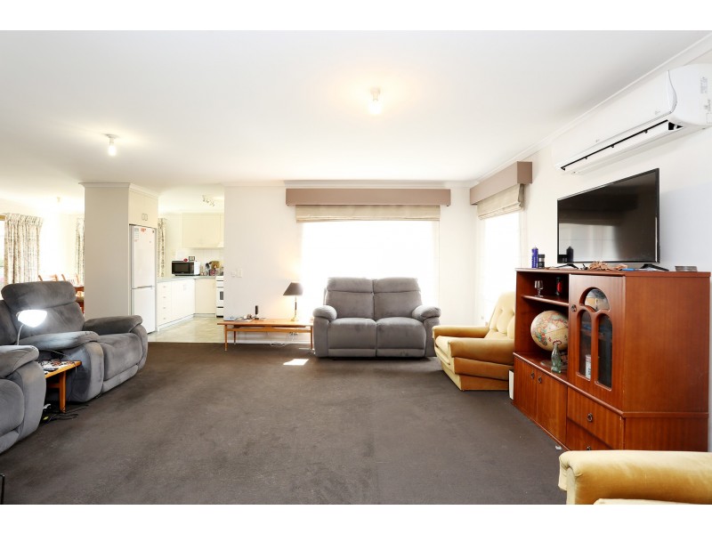 7 Harold Close, Sebastopol VIC 3356