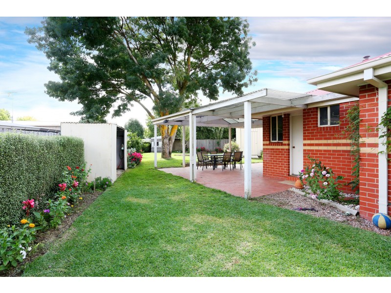7 Harold Close, Sebastopol VIC 3356