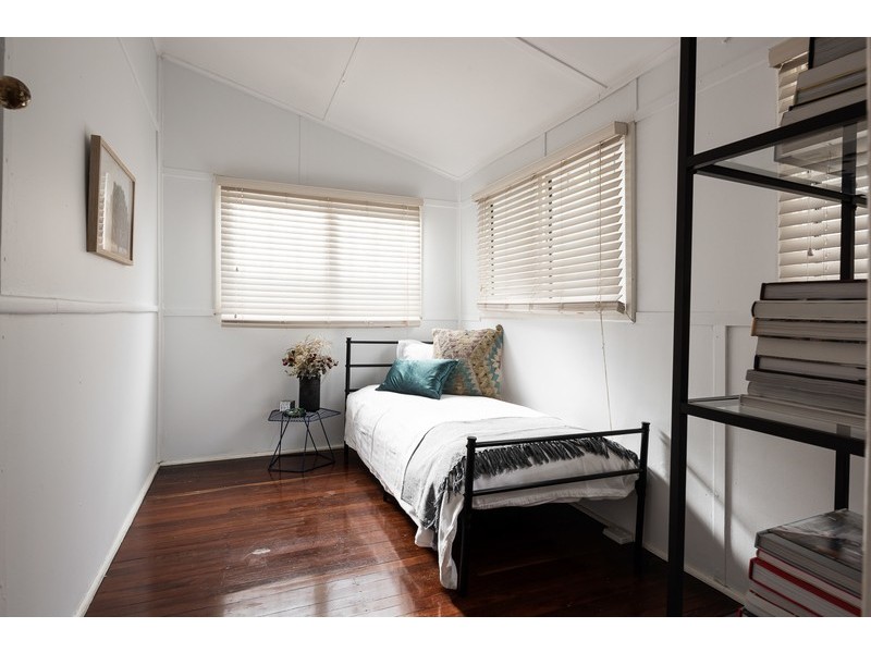 2A The Strand, Bayswater WA 6053