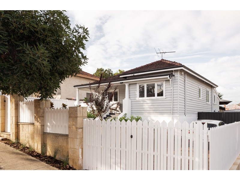2A The Strand, Bayswater WA 6053