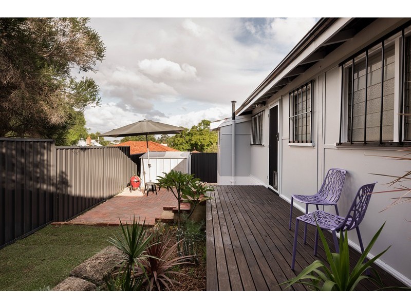 2A The Strand, Bayswater WA 6053