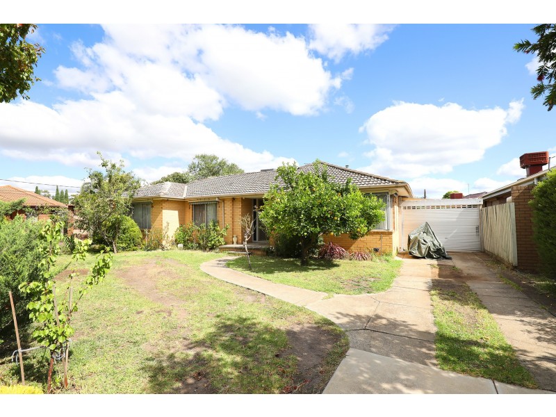 10 Waverley Court, Gladstone Park VIC 3043