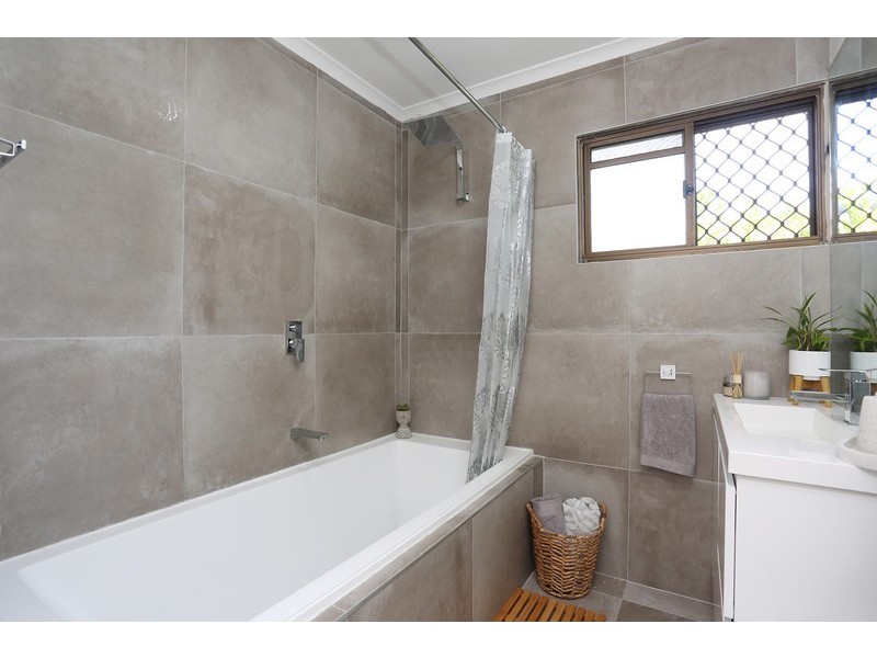 682 David Low Way, Pacific Paradise QLD 4564