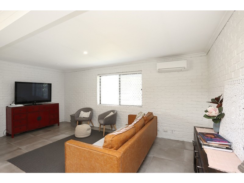 682 David Low Way, Pacific Paradise QLD 4564