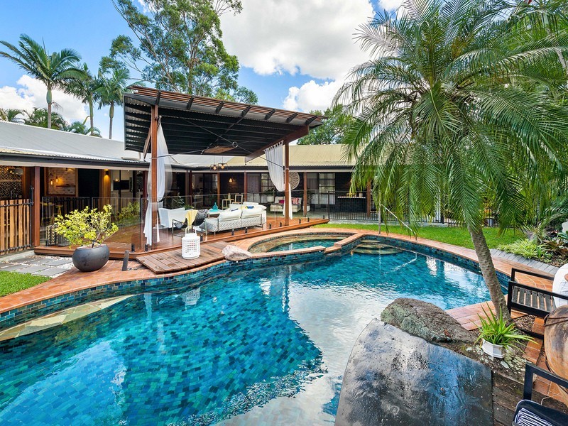 9 Grosmont Street, Carindale QLD 4152