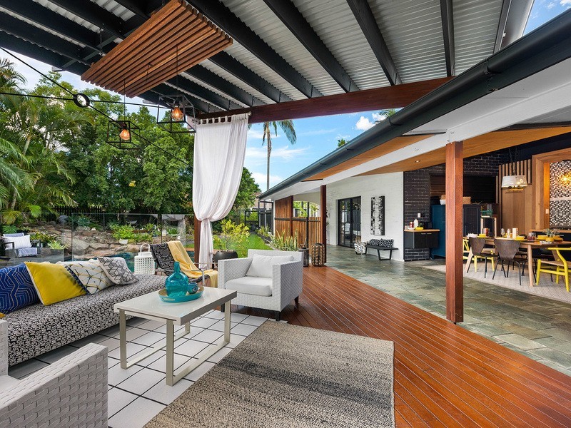 9 Grosmont Street, Carindale QLD 4152