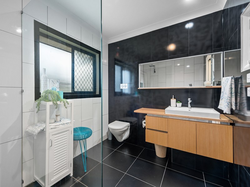 9 Grosmont Street, Carindale QLD 4152