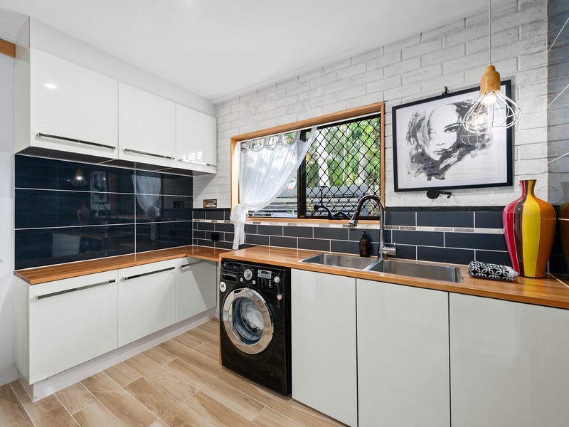 9 Grosmont Street, Carindale QLD 4152