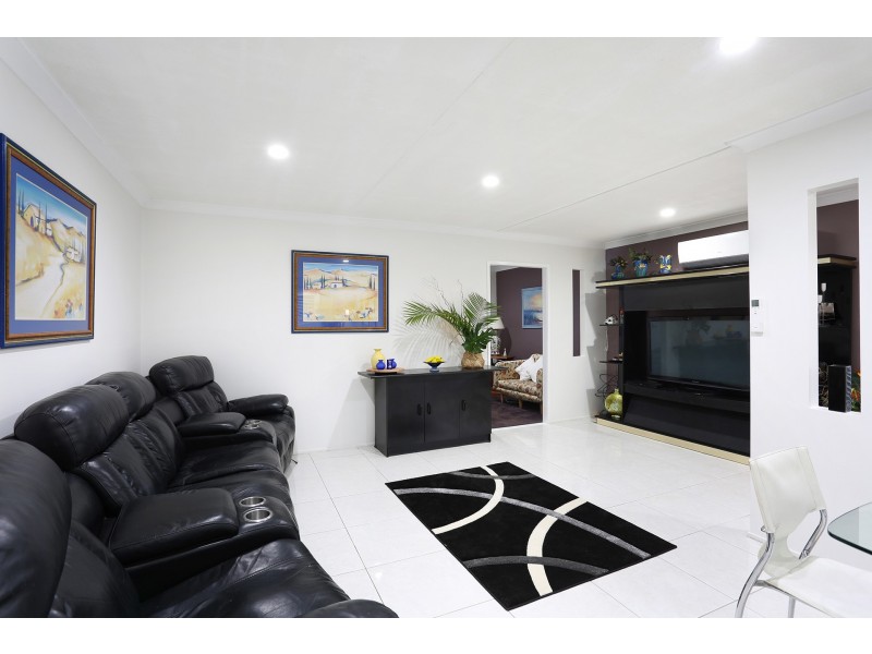 204 Duffield Road, Kallangur QLD 4503