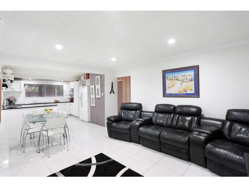 204 Duffield Road, Kallangur QLD 4503
