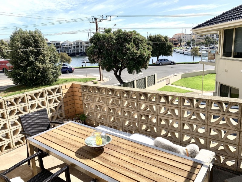 14/2 George Street, Glenelg North SA 5045