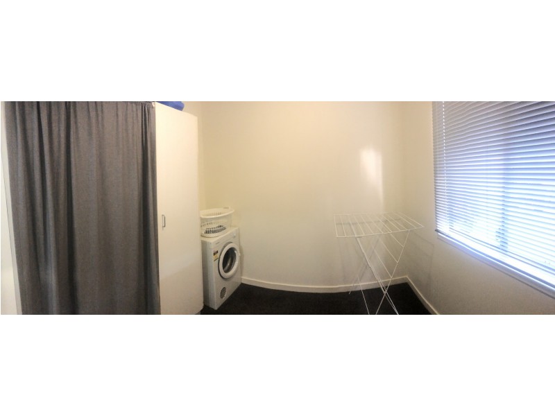 4 Macdonald Cresent, Blackwater QLD 4717